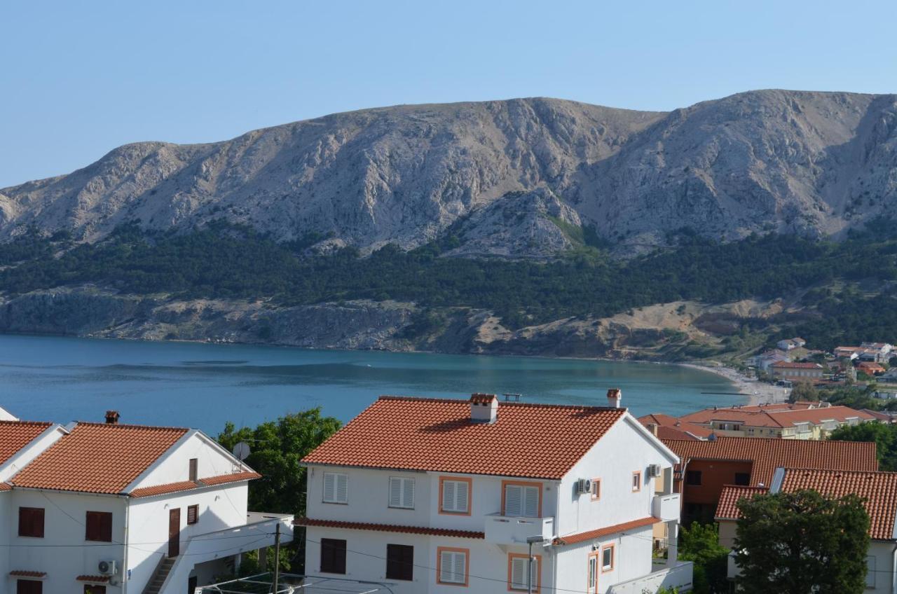 Apartments Leticia I Baska  Luaran gambar