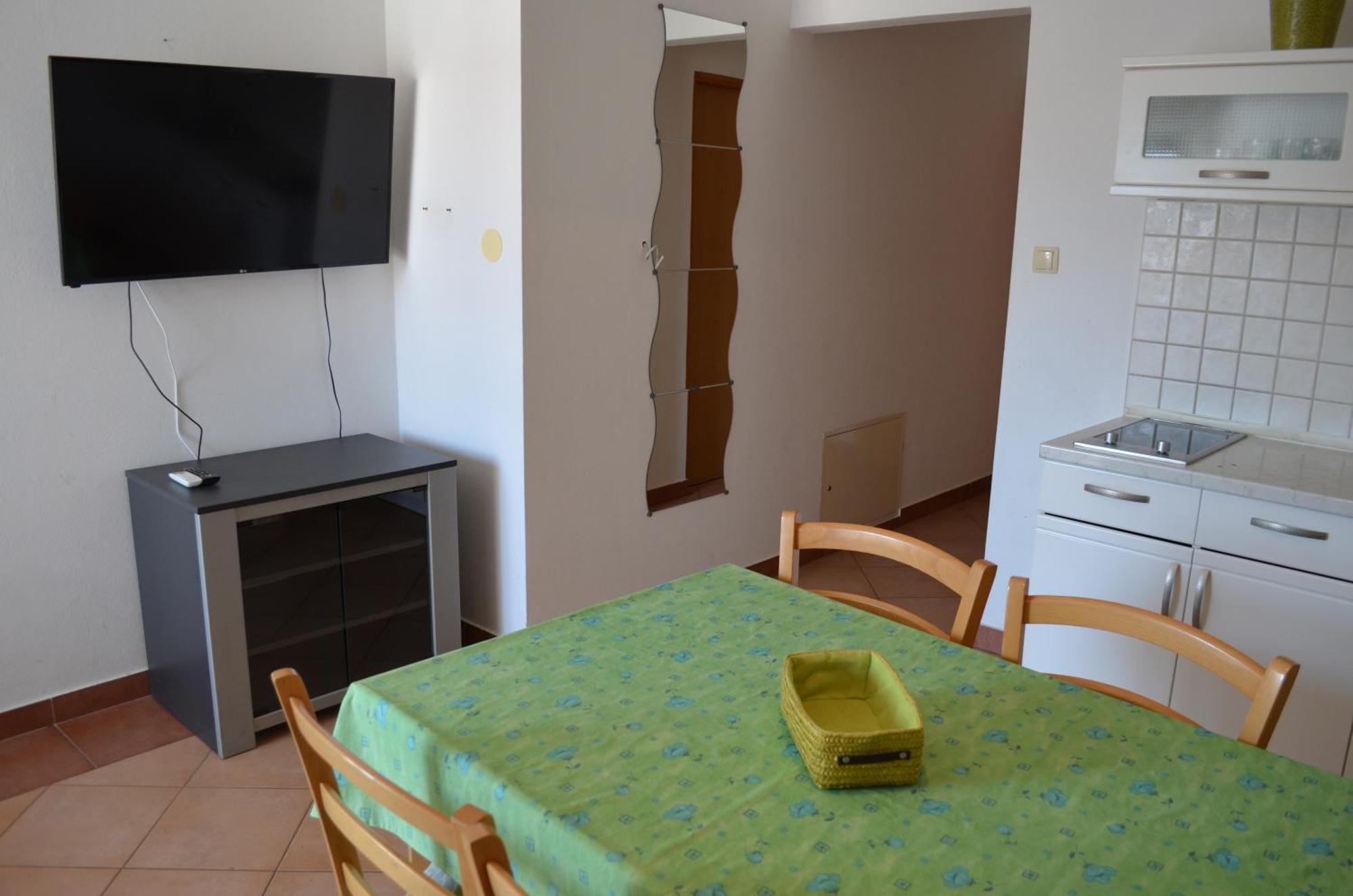 Apartments Leticia I Baska  Luaran gambar